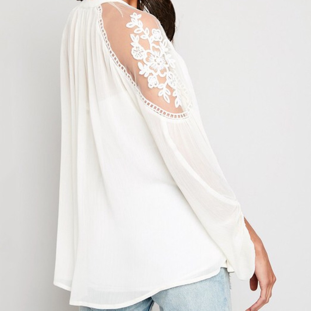🆕Ivory Semi Sheer Mesh Peasant Doll Top Floral Appliqués & Keyhole S/M & M/L - Picture 6 of 6